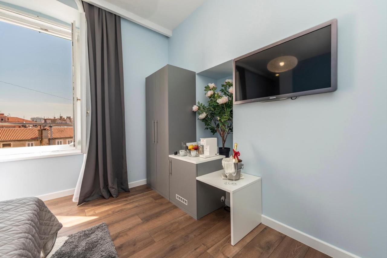 B&A Rooms Zara Esterno foto