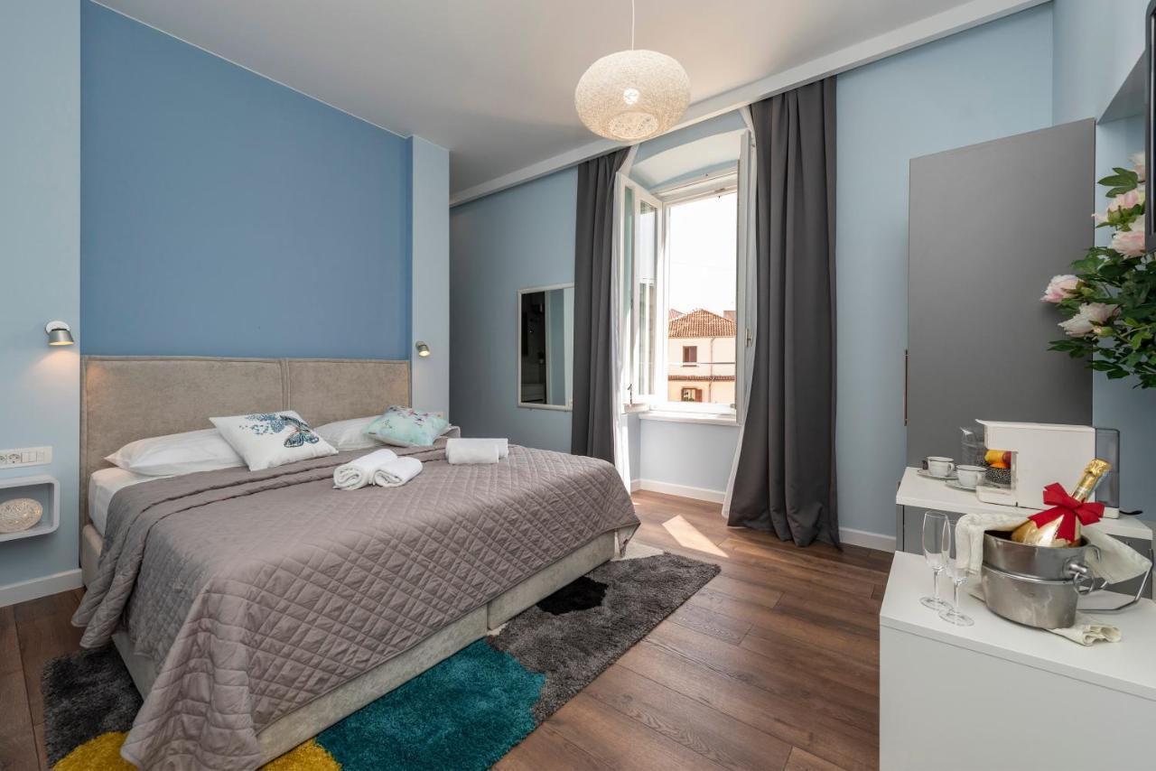 B&A Rooms Zara Esterno foto